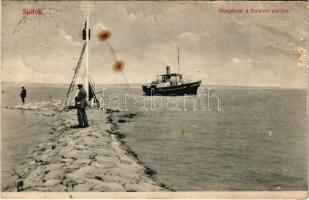 1911 Siófok, horgászat a Balaton partján, HELKA személyszállító csavargőzös (gyűrődések / creases)