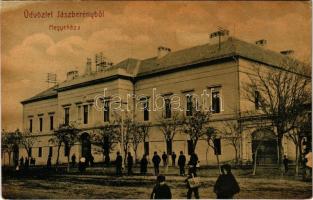 1910 Jászberény, Megyeháza. W.L. 208. (gyűrődés / crease)