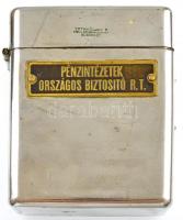 DN "Pénzintézetek Országos Biztosító R.T." fém persely lezárva, kulcs nélkül, "Rothmüller S. Fém és Bádogárugyár R.T. Budapest" gyártói jelzéssel, használt állapotban