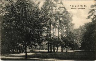 1907 Magyaróvár, Mosonmagyaróvár; Kiosk (kioszk) a parkban. Dr. Doby felvétele. G.M.P. 10. sz. (kis ...