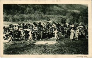 Táborozó trén. Az Érdekes Újság kiadása / WWI Austro-Hungarian K.u.K. military, supply convoy (train)