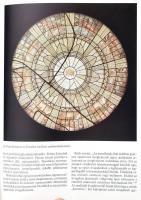 Varga Vera: Róth Miksa művészete. Bp.,1993, Helikon. Gazdag képanyaggal illusztrált. Kiadói egészvás...