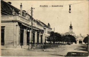 Keszthely, Kossuth Lajos utca, étterem, vendéglő és terasz. Mérei Ignác kiadása 4362. 1915 (fl)