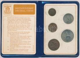 Nagy-Britannia 1968-1971. 1/2p-10P (5xklf) Nagy-Britannia első decimális érméi forgalmi összeállítás kartonlapon, leírással, eredeti műanyag tokban T:1,1- patina Great Britain 1968-1971. 1/2 Penny - 10 New Pence (5xdiff) Britains first Decimal Coins coin set in cardboard with description, in original plastic case C:UNC,AU patina