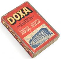 Doxa papírdoboz, szakadással, kopásnyomokkal, 10×7 cm