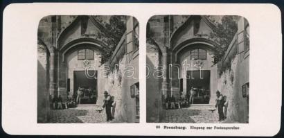 1904 Pressburg / Pozsony, bejárat a várba, sztereofotó, 9×18 cm