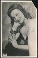 Bordy Bella (1909-1978) balett-táncosnő, színésznő autográf aláírása őt ábrázoló fotólapon, a kép Inkey Tibor (1908-1998) fényképész, fotóművész felvétele, sarokhiánnyal, hátoldalán ragasztónyommal, 14x9 cm