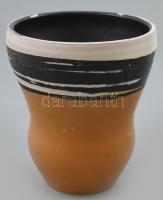 Gorka Lívia (1925-2011): Barna csíkos kaspó. Festett mázas kerámia, jelzett, hibátlan, m:15,5 cm, d:14 cm