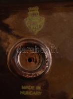 Zsolnay: Libás lány. Eozin mázas porcelánfajansz, jelzett, 1920 körül, hibátlan, m: 27 cm