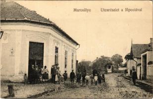 Marosillye, Ilia; utca részlet postával / street view, post office (EK)