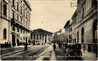 Mantova, Mantua; Corso Vitt. Emanuele allo sbocco in Piazza Leona / street view, tram, automobiles (EK)