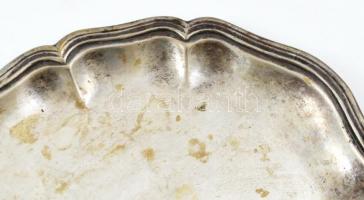 Ezüst (Ag) Tálcácska, két apró lyuk van rajta jelzés nélkül, 28x21cm, nettó: 335g