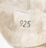 Ezüst(Ag) gyűrű rózsaszín kővel, jelzett, méret: 61, bruttó: 8,2 g