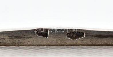 Ezüst (Ag) tubákos szelence,jelzett, 5,5x8cm, nettó: 76g