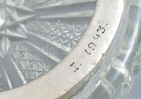 Ezüst (Ag) peremű hamuzó, vésett felirattal, jelzett, d: 14 cm, bruttó: 884g