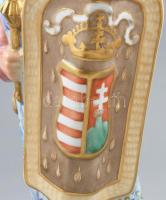 Herendi Magyar Nemes, 1942, kézzel festett porcelán, jelzett, korának megfelelő kopásokkal, m: 39 cm
