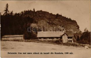 Detonáta-hegy, Detunata; Cea mai mare stanca de bazalt din Romania, 1169 mtr., Nicolae Oprisa / Románia legnagyobb bazaltkőzete / The largest basalt rock in Romania. photo (Rb)