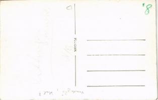 Budapest X. Özv. Gaál Istvánné vendéglője a Beszkárt (BSzKRt, ma BKV Előre SC) Sporttelepén, étterem...