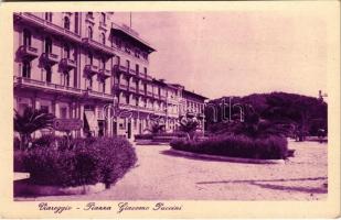 Viareggio, Piazza Giacomo Puccini / square, hotel (EK)