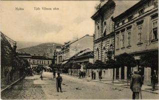 Nyitra, Nitra; Tóth Vilmos utca, Schiller kávéház és szálloda. Iritzer kiadása / street view, hotel and café