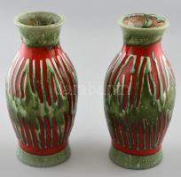 2 db Retró váza, kerámia, színes mázakkal, jelzés nélkül, kis kopásokkal, m: 30 cm cm