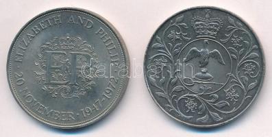 Nagy-Britannia 1972. 25p Cu-Ni "II. Erzsébet / Ezüstlakodalom" + 1977. 25p Cu-Ni "Ezü...