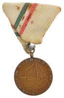 1934. Hungaria óceánjáró / Az első Duna-tengeri Hajó Budapest" Br medál mellszalagon (30mm) T:2