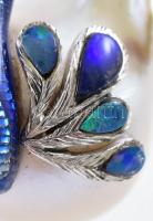 Arany (14k/Au) Pávás, fehérarany nyaklánc, Mabe gyöngy, ausztrál opál és 2db fekete gyémánttal ékítv...