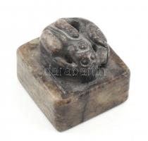 Sárkányt ábrázoló régi, kínai pecsétnyomó. faragott jade kő 4,5x4,5 cm / Chinese jade seal maker
