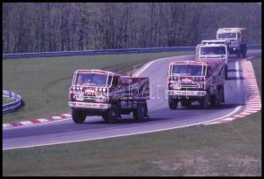 cca 1980-as évek, kamionok versenye, 11 db szabadon felhasználható, vintage DIAPOZITÍV, 24x36 mm