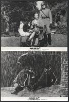 1970 ,,Darling Lili című amerikai filmmusical jelenetei és szereplői, 7 db vintage produkciós filmfotó, ezüst zselatinos fotópapíron, kisebb hibák a használatból eredően, 18x24 cm