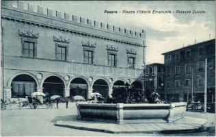 Pesaro, Piazza Vittorio Emanuele, Palazzo Ducale / square, palace