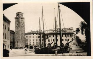 Riva del Garda, Lago di Garda, Porto e Piazza / port, square