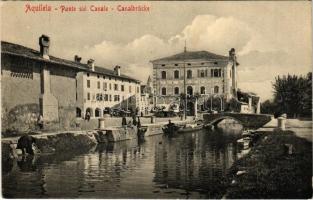 Aquileia, Aquileja; Ponte sul Canale / Canalbrücke / canal bridge, market (EK)