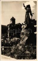 Chiusa, Klausen (Südtirol); Monumento Hospinger / statue. Perutz Fotomateriale No. 4287.