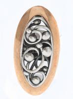 Aranyozott ezüst(Ag) ornamentikus mintával díszített gyűrű, jelzett, méret: 55, nettó: 7,4 g