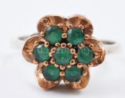 Aranyozott ezüst(Ag) gyűrű zöld kővel, jelzett, deformációval, méret: 56, bruttó: 4,8 g