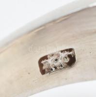 Ezüst(Ag) gyűrű holdkővel, jelzett, méret: 51, bruttó: 6,2 g