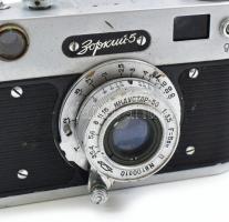 Zorki 5 fényképezőgép Industar 1/85 objektívvel, bőr tokkal