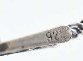 Ezüst(Ag) nyaklánc virágos medállal, jelzett, h: 48 cm, bruttó: 12,4 g