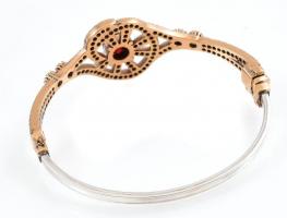 Ezüst(Ag) karperec, kövekkel gazdagon kirakva, jelzett, 5,5×6 cm, bruttó: 17,2 g