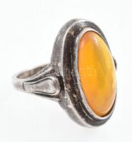 Ezüst (Ag) - borostyán gyűrű, jelzett 7,4 g