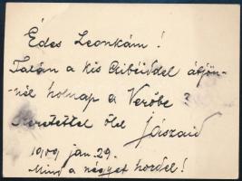 1909.I.29. Jászai Mari (1850-1926) színésznő autográf sorai Gerő Ödönné Hermann Leontinnak, Gerő Ödön (1863-1939) művészeti újságíró, szerkesztő feleségének, amelyben meghívja őt és gyerekeit. Egy beírt oldal kártyán, kissé tintafoltos, Jászai Mari autográf aláírásával. Eredeti borítékban.