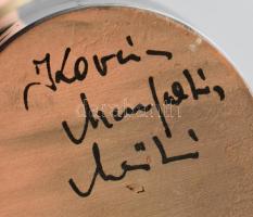 Kovács Mezőtúr: Miska butella Kézzel festett, jelzett. m: 26 cm + 2 db fali dísztányér d: 14,5 cm