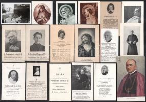 cca 1940-1960 12 db gyász ima kártya, hozzá néhány vonatkozó fotó és egyéb nyomtatvány