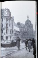 Bayer Zsolt: 1956 ",,,hogy legyen jel". Bp., 2000, XX. Század Intézet. Fekete-fehér képekk...