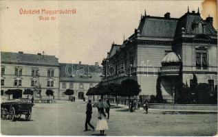 1908 Magyaróvár, Mosonmagyaróvár; Deák tér, Takarékpénztári bérház, Szentháromság szobor. W.L. (?) 2161. Pingitzer Ignácz kiadása (fl)