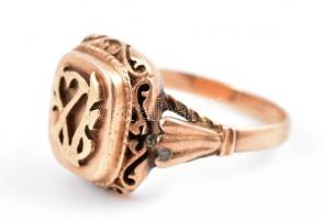 Arany (14k/Au) monogramos pecsétgyűrű, jelzett, nettó: 5,67g, m: 62