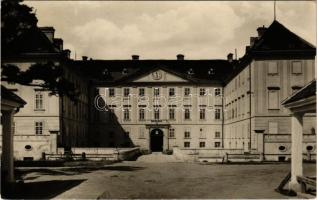 1955 Holics, Holic; kastély / Schloss / castle (EK)