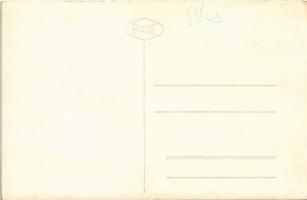 Pécs, Sipőcz István gyógyszertára, útfelújítási munkák. photo